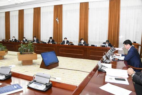 АН Шүүхийн хуулийн шинэчлэлээр гурав хоногийн завсарлага авлаа